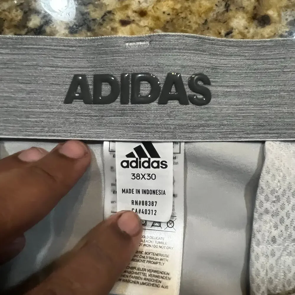 Adidas Golf Pants Men 38x30 Gray Performance Stretch Flat Front Athletic Classic